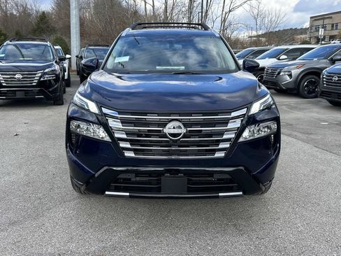 New 2026 Nissan Rogue Platinum w/ Platinum Premium Package AWD/4WD image 2