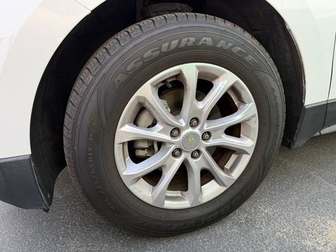 Used 2020 Chevrolet Equinox LS FWD image 20