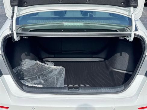 Used 2024 Honda Accord Touring image 17