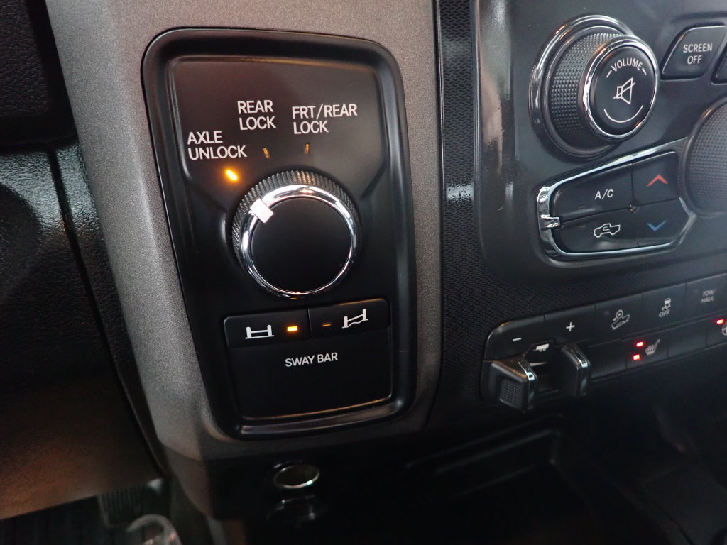 Used 2017 RAM 2500 Power Wagon w/ Luxury Group AWD/4WD image 8