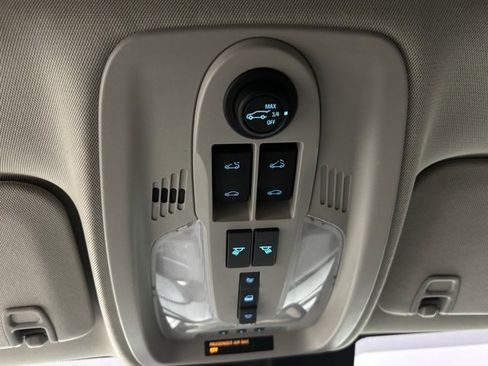 Used 2014 Chevrolet Equinox LTZ image 33