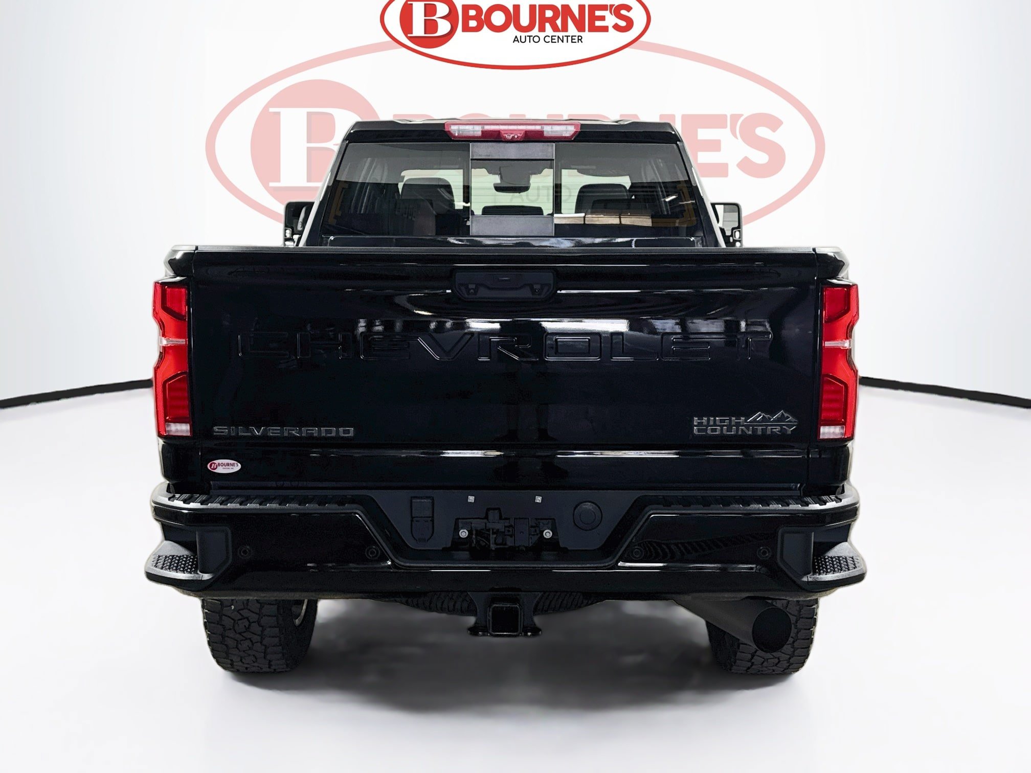 Used 2025 Chevrolet Silverado 3500 High Country w/ High Country Premium Package AWD/4WD image 12