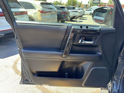 Used 2024 Toyota 4Runner TRD Off-Road image 19