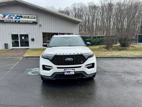 Used 2020 Ford Explorer ST w/ ST Street Pack image 9