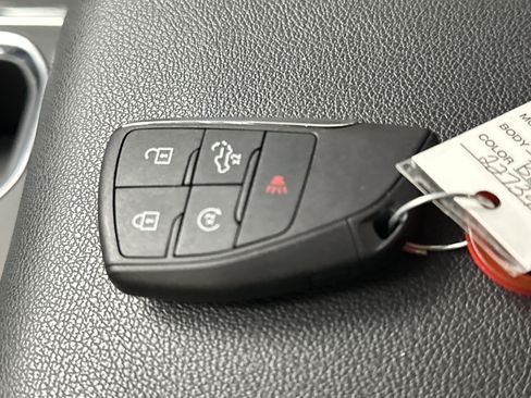 Used 2025 GMC Sierra 1500 Elevation image 43