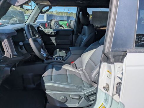 New 2026 Ford Bronco Big Bend w/ Black Diamond Package image 7