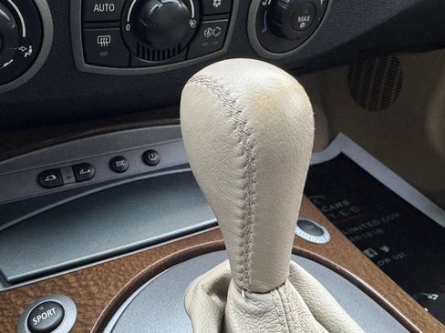 Used 2003 BMW Z4 2.5i image 35