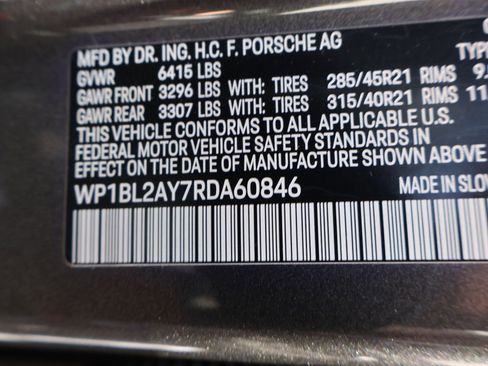 Certified 2024 Porsche Cayenne S AWD/4WD image 41