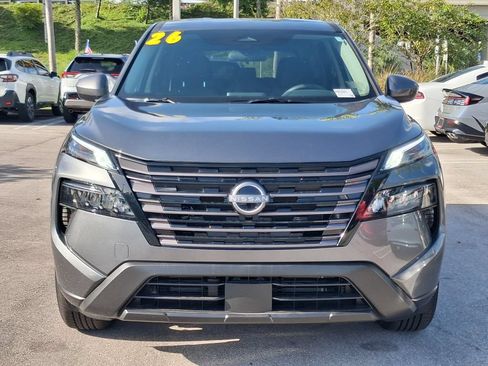 Used 2026 Nissan Rogue SV FWD image 2
