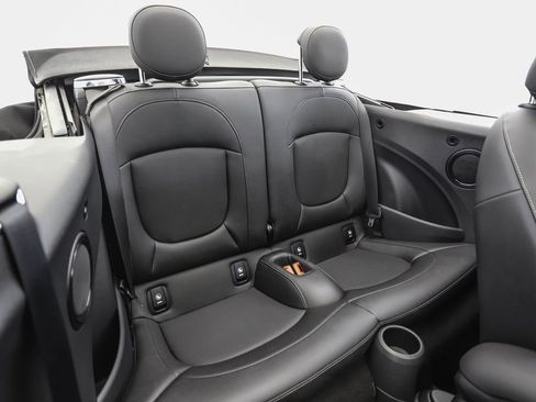 Used 2024 MINI Cooper Convertible image 26