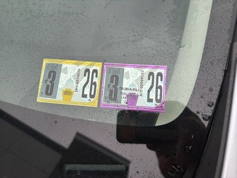 Used 2019 Subaru Crosstrek 2.0i image 2