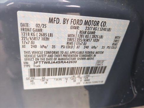 New 2025 Ford Maverick XLT w/ XLT Luxury Package image 17