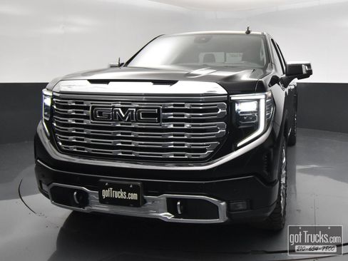 Used 2023 GMC Sierra 1500 Denali w/ Denali Reserve Package AWD/4WD image 52