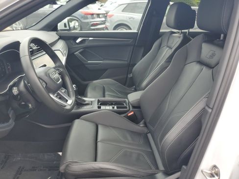 Used 2025 Audi Q3 2.0T Premium w/ Convenience Package AWD/4WD image 19