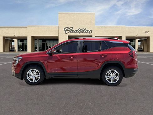 Used 2022 GMC Terrain SLE w/ Driver Convenience Package AWD/4WD image 8