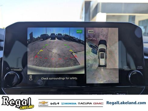 Used 2022 Nissan Pathfinder Platinum w/ Lighting Package (N92) image 22