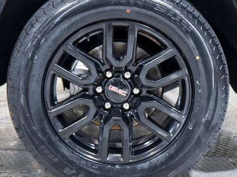 Used 2022 GMC Sierra 1500 Elevation AWD/4WD image 13