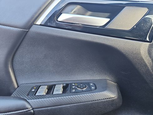 Used 2023 Mitsubishi Outlander SE AWD/4WD image 7