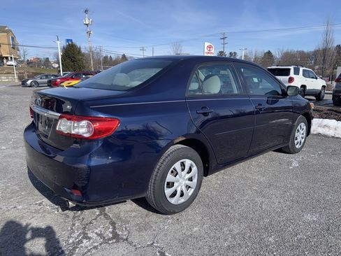 Used 2011 Toyota Corolla LE image 5