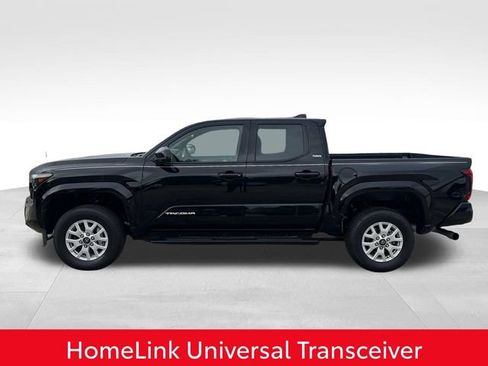 Used 2025 Toyota Tacoma SR5 w/ SR5 Upgrade Package image 6