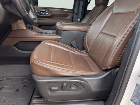 Used 2021 Chevrolet Tahoe High Country image 10