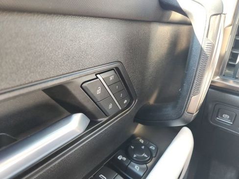 Used 2024 GMC Hummer EV 3X image 38