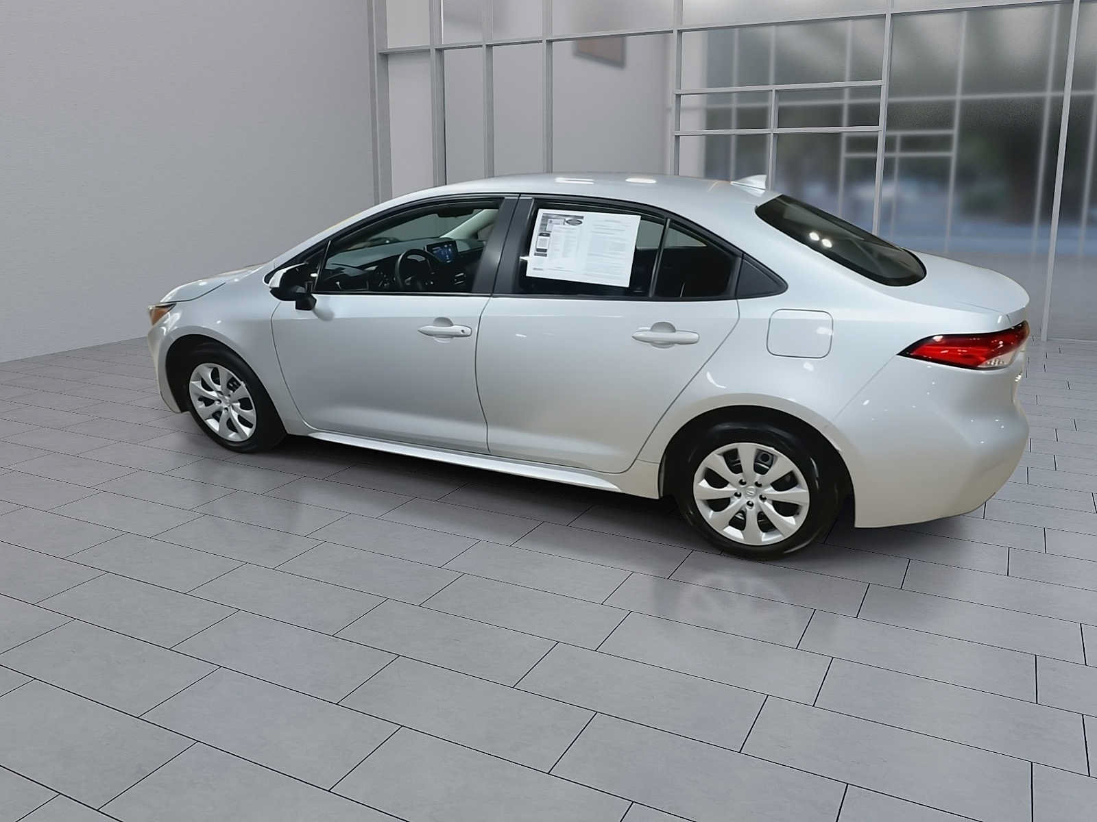 Certified 2021 Toyota Corolla LE FWD image 6