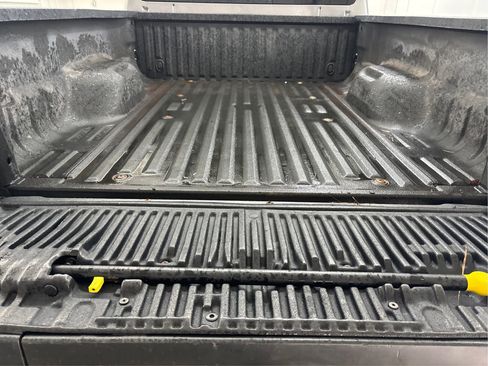 Used 2012 Ford F250 Lariat w/ Lariat Interior Pkg image 16