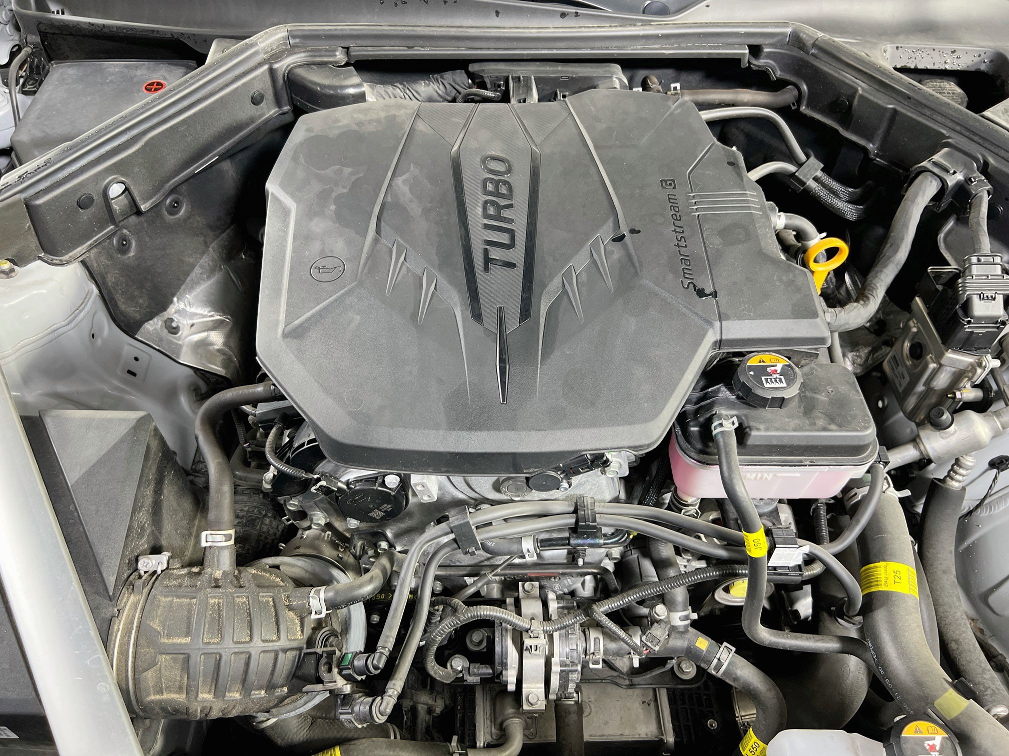 Used 2023 Kia Stinger GT-Line AWD/4WD image 29