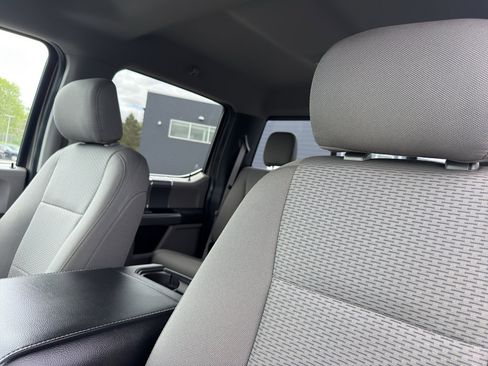 Used 2019 Ford F150 XLT w/ Equipment Group 302A Luxury AWD/4WD image 28