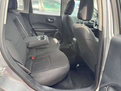 Used 2019 Jeep Compass Sport FWD image 21