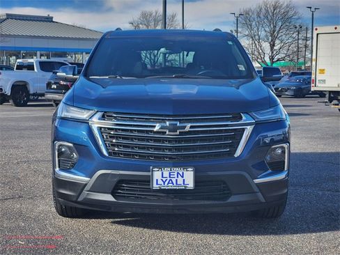 Used 2023 Chevrolet Traverse LT image 5