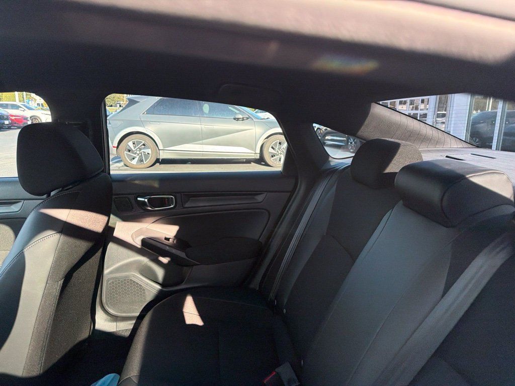 Used 2022 Honda Civic Sport image 7