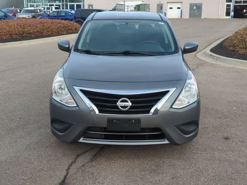 Used 2017 Nissan Versa S Plus image 3
