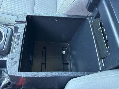 Used 2021 Toyota Tacoma SR image 29