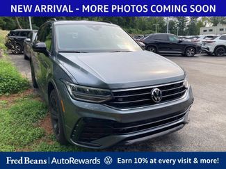 Used 2023 Volkswagen Tiguan SE R-Line FWD video 1