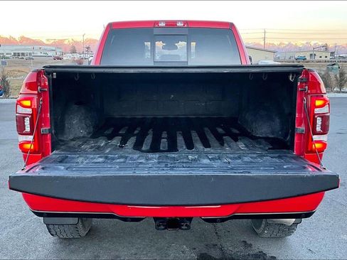 Used 2022 RAM 2500 Laramie image 18