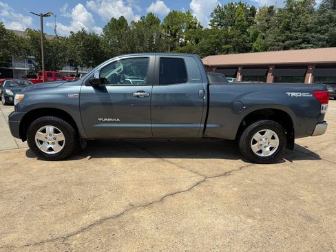 Used 2010 Toyota Tundra Limited AWD/4WD image 2
