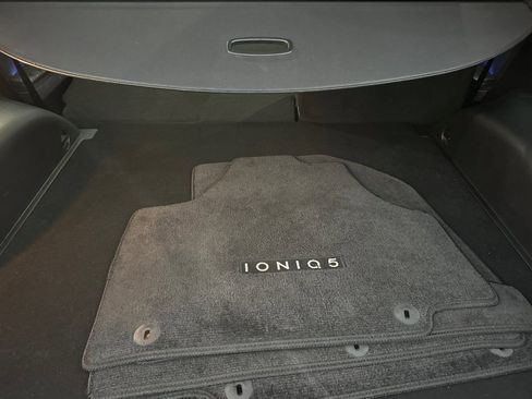 Certified 2024 Hyundai Ioniq 5 Limited image 16