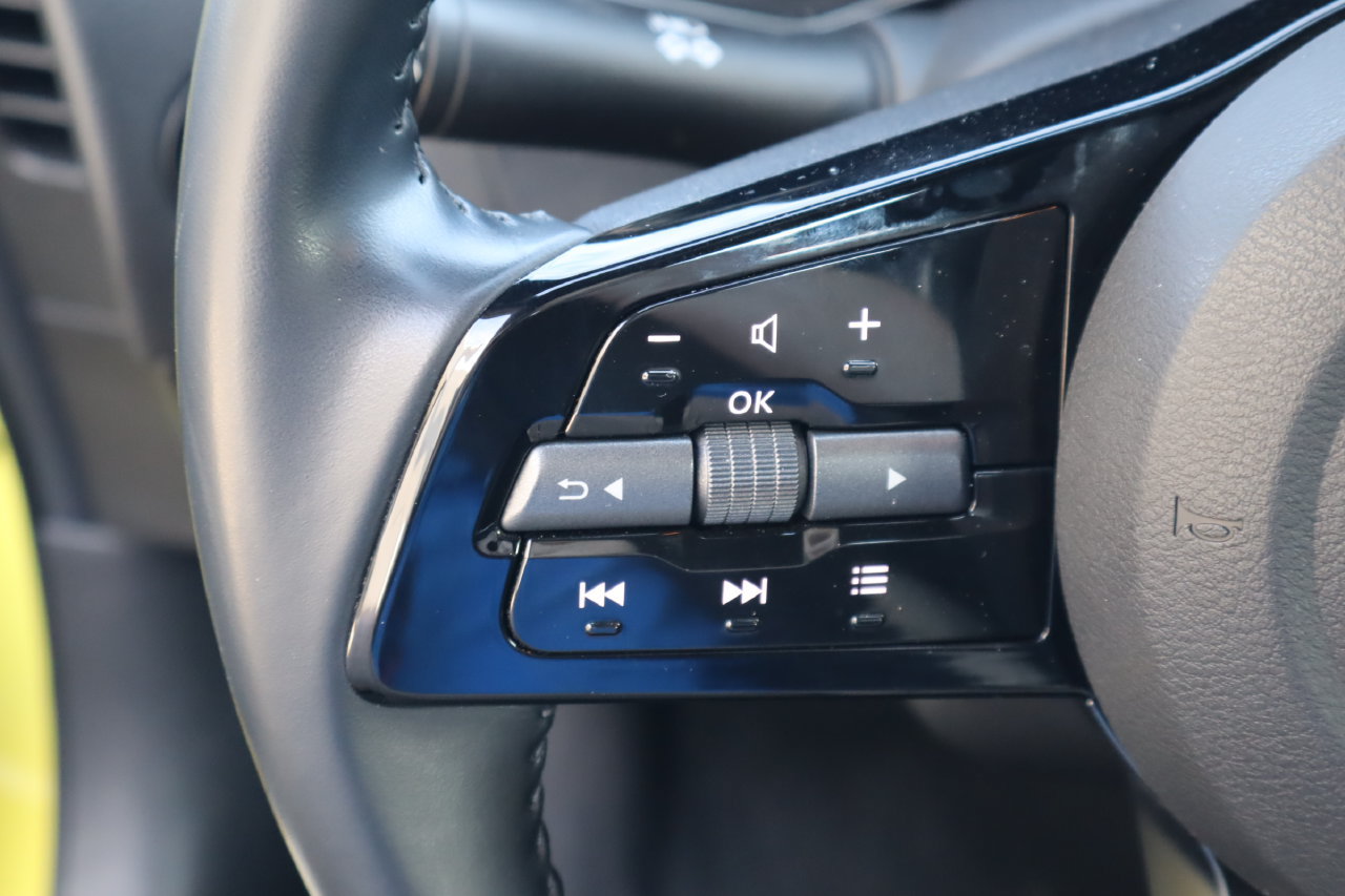 Used 2024 Nissan Z Performance w/ Floor Mat Package RWD image 11