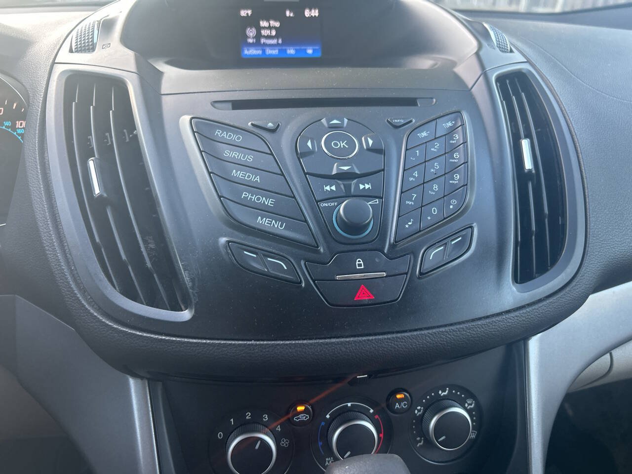 Used 2016 Ford Escape SE AWD/4WD image 31