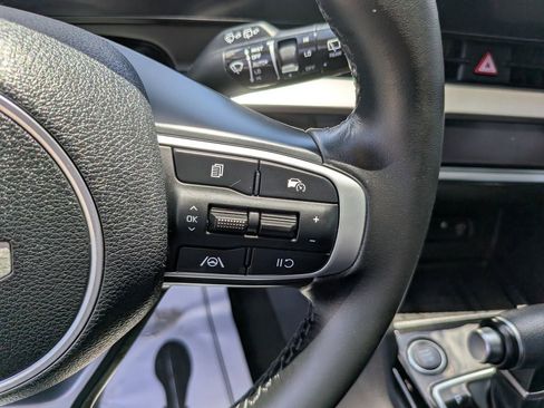 Certified 2023 Kia Sportage EX FWD image 30