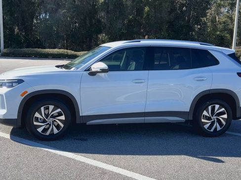 New 2026 Volkswagen Tiguan S image 5