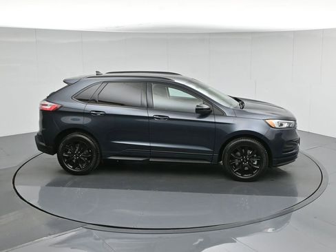 Used 2022 Ford Edge SE w/ Black Appearance Package image 57