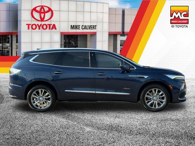 Used 2023 Buick Enclave Avenir w/ Avenir Technology Package FWD image 6