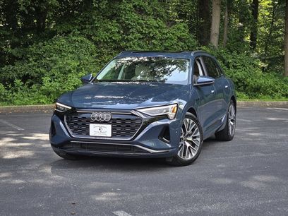 Used 2024 Audi Q8 e-tron Prestige w/ Prestige Package