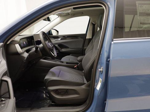 New 2026 Volkswagen Tiguan SE image 5