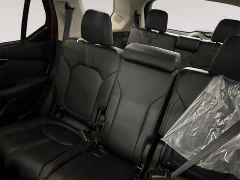 New 2025 Honda Pilot Touring image 13