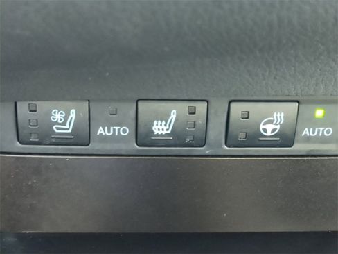 Used 2024 Lexus ES 350 Luxury image 25