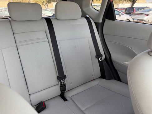 Used 2025 Hyundai Kona SEL image 37